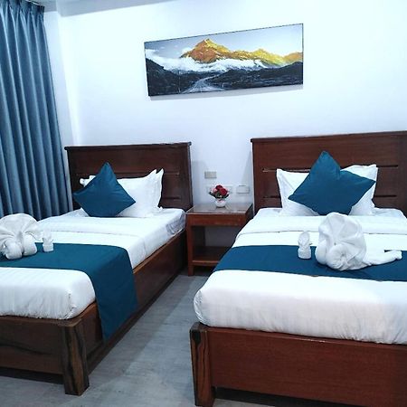 Panda Guest House Coron Esterno foto
