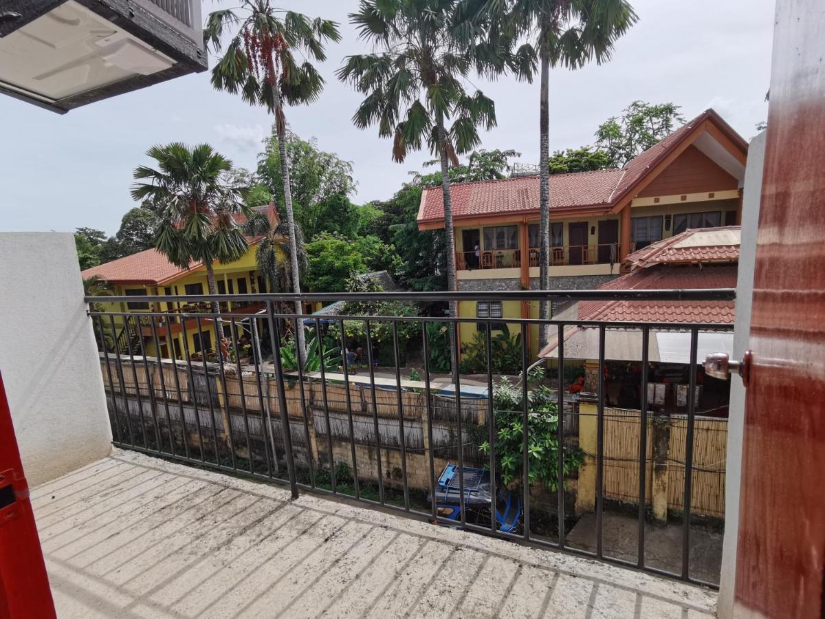 Panda Guest House Coron Esterno foto